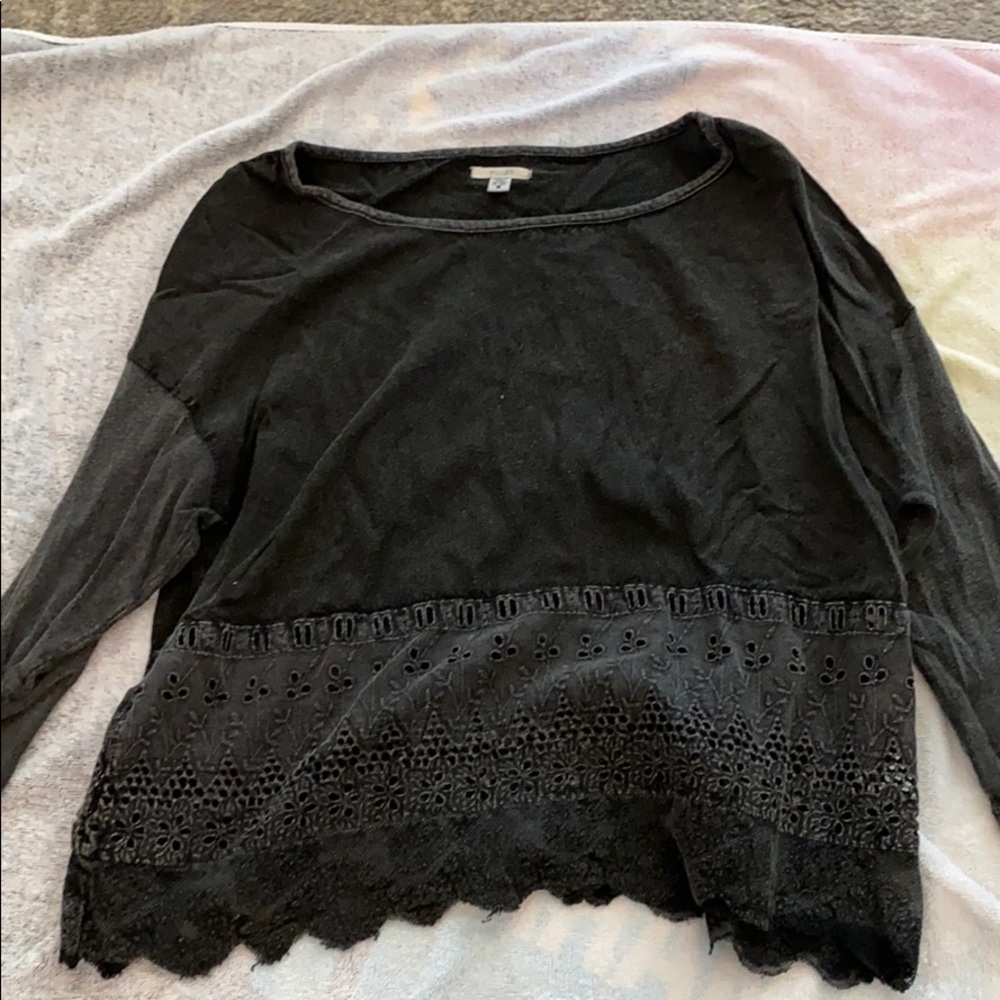 Heathered black t-shirt